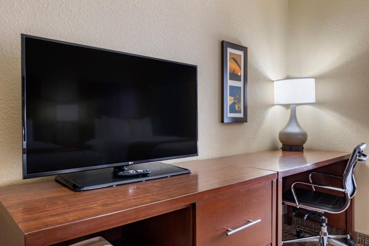 Comfort Inn & Suites Augusta Exteriér fotografie