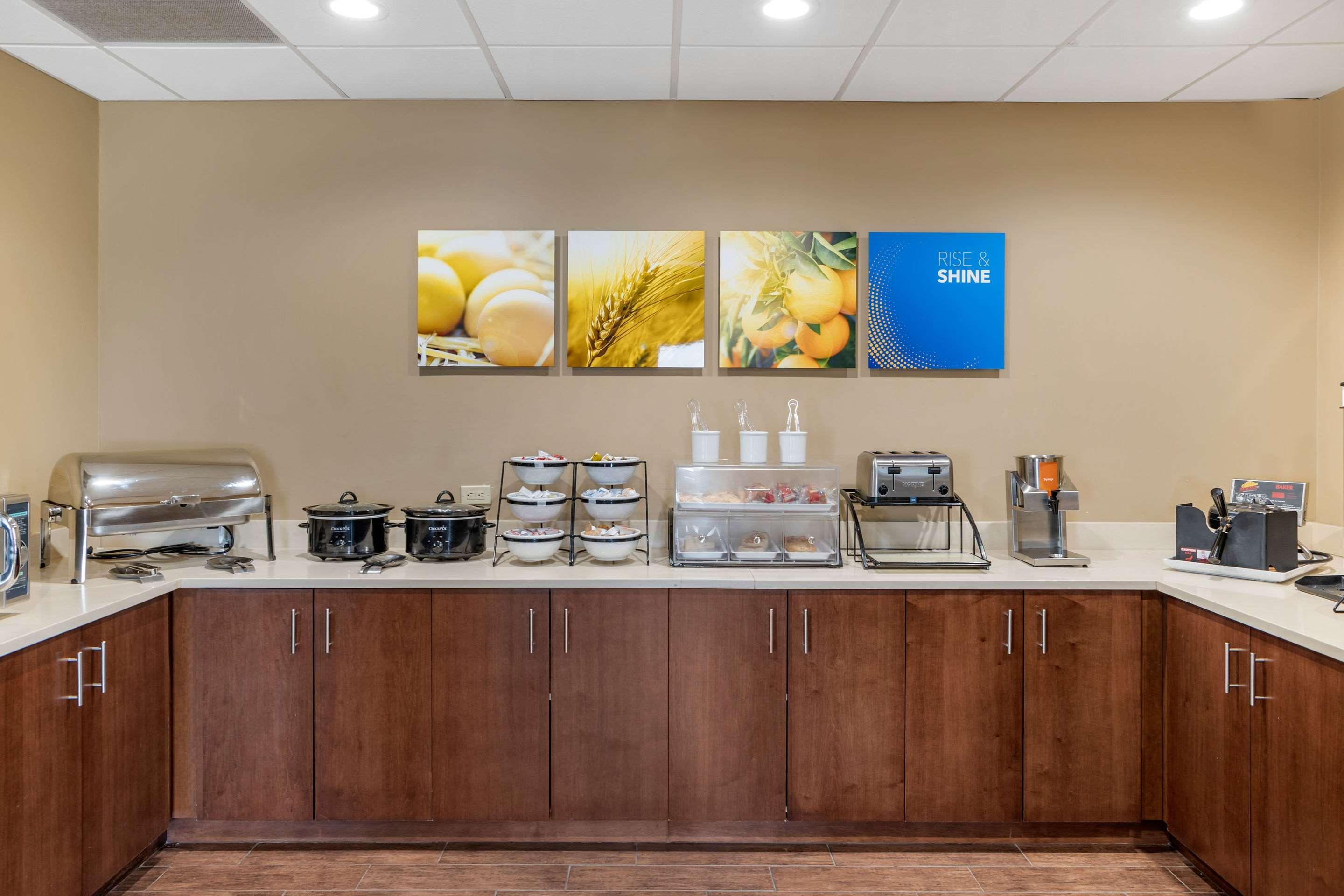 Comfort Inn & Suites Augusta Exteriér fotografie