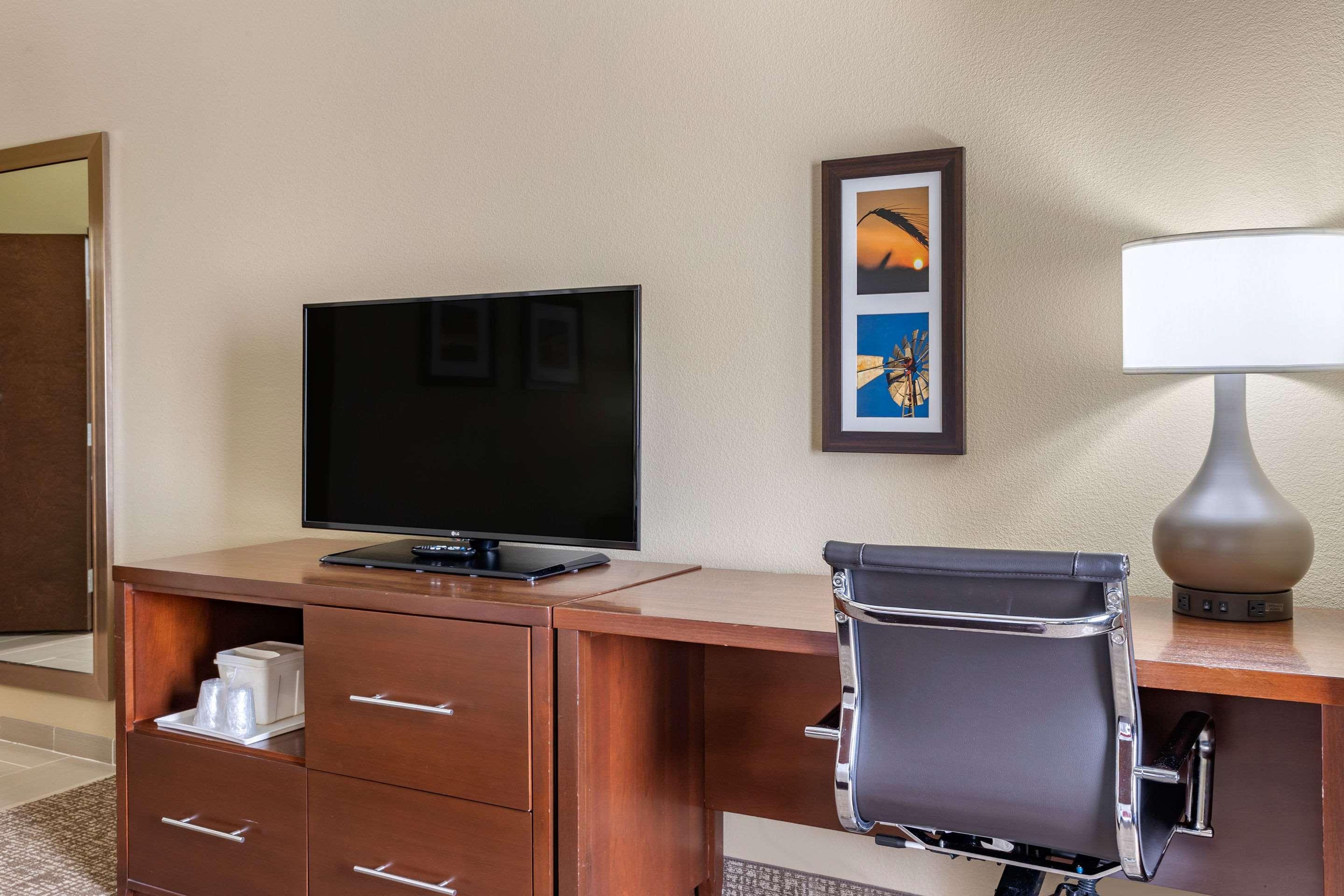 Comfort Inn & Suites Augusta Exteriér fotografie