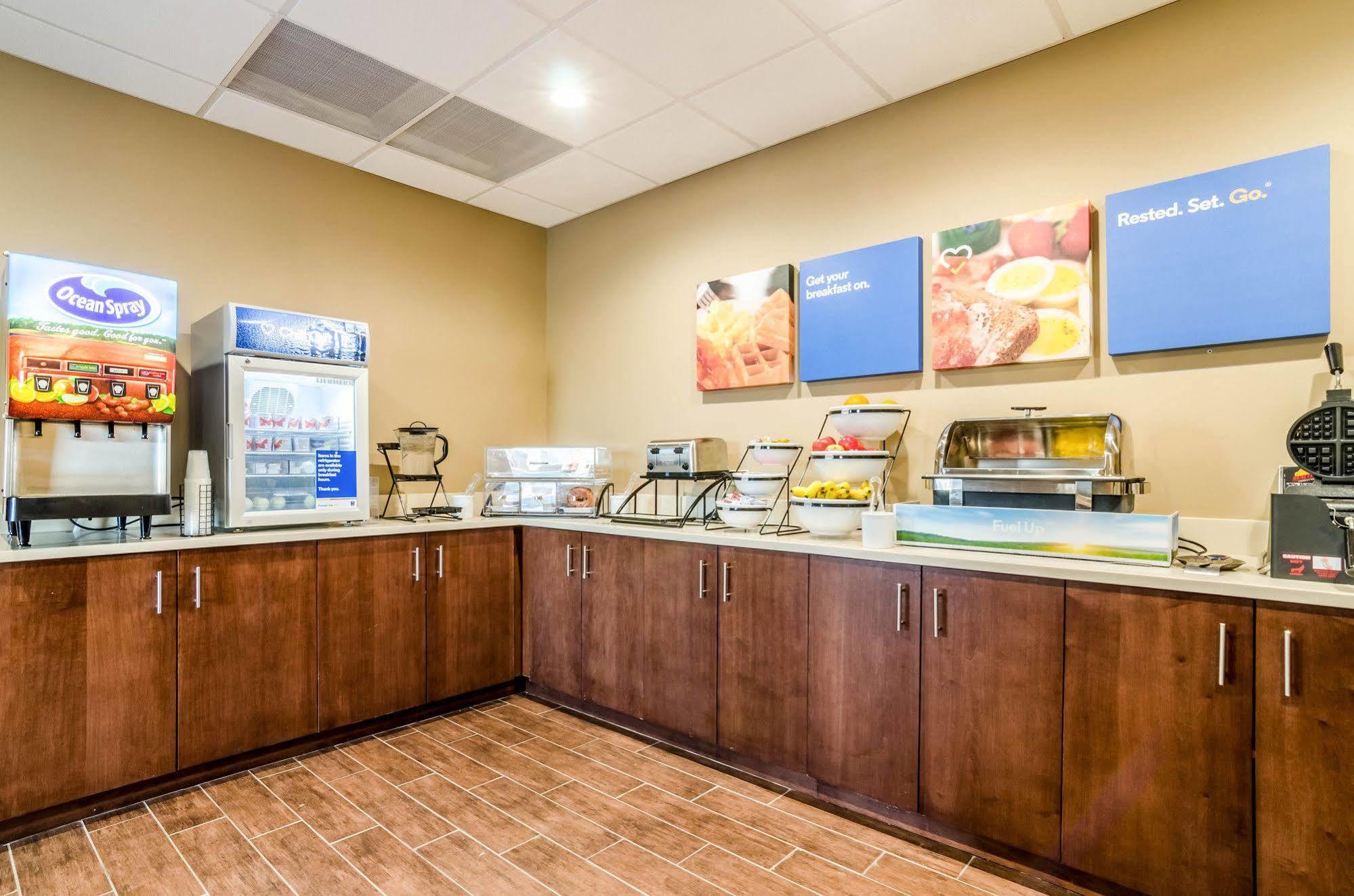 Comfort Inn & Suites Augusta Exteriér fotografie